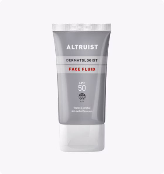 Солнцезащитный флюид для лица с SPF50 и витамином Е для ежедневного применения